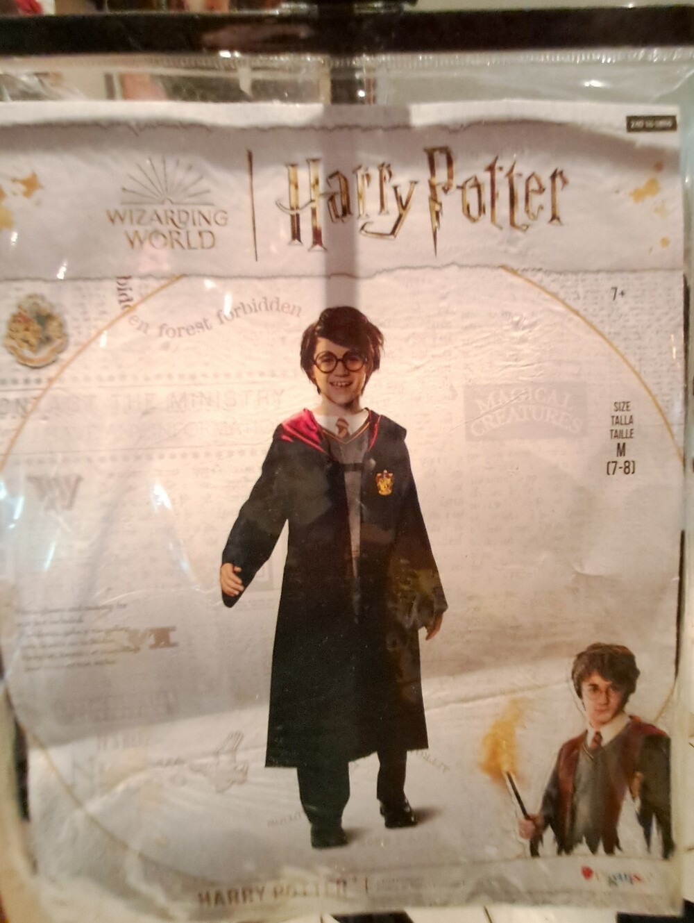 Warner Bros. Gryffindor Kids Costume - Black and Red Robe